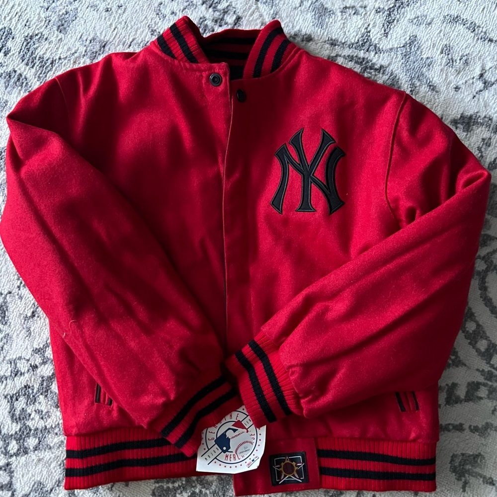 Genuine Merchandise New York Yankess Reversible Jacket.